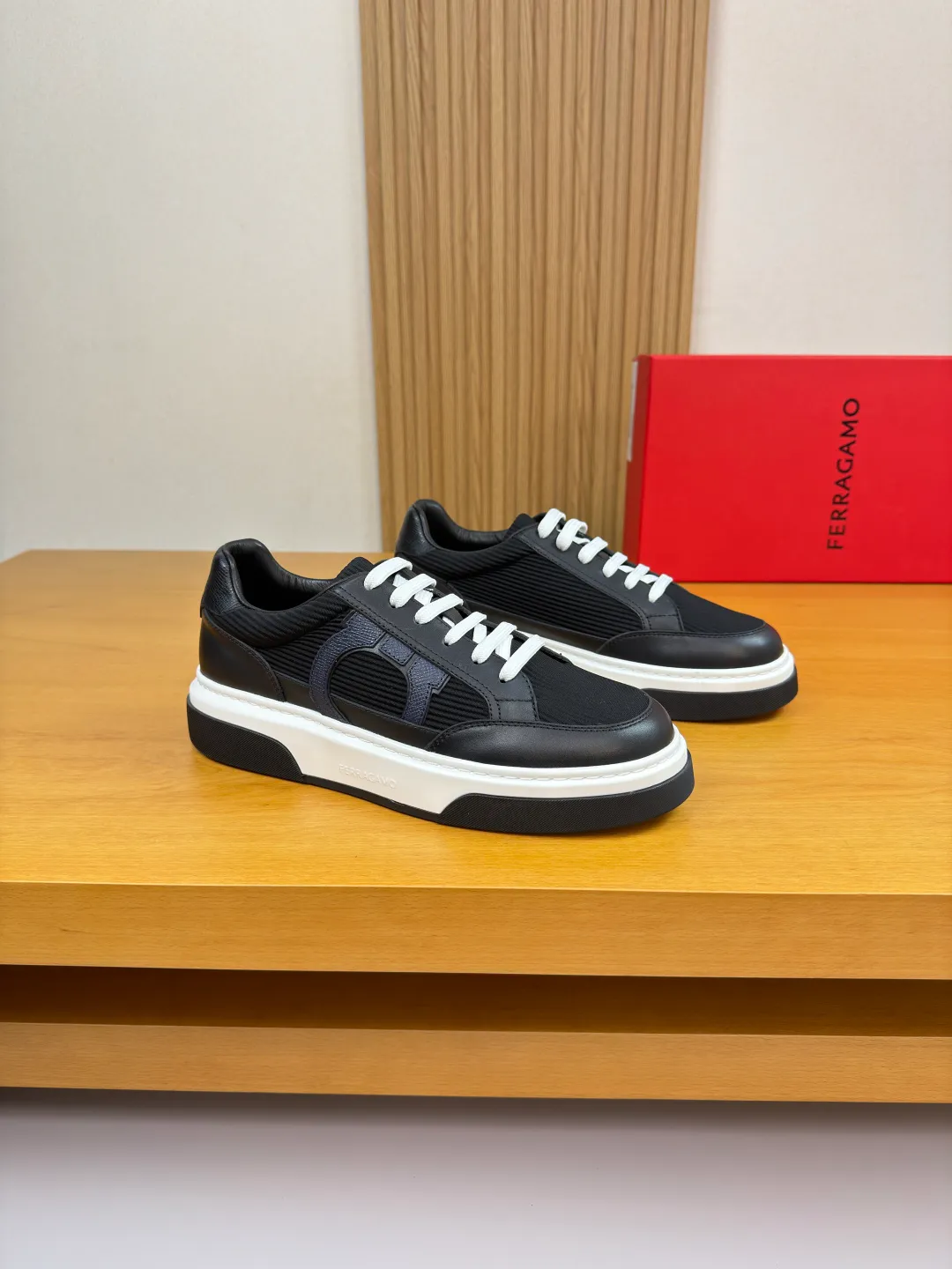 Men's men's shoes 💰420 [New style] 🏃‍♂️🏃‍♂️[ Ferragamo] Ferragamo - High-end quality original order·Casual sports shoes - Upper: 🔝Nappa calfskin, suede calfskin, shoe body. Sewing brand totem, tongue air pressure brand logo - Inner: water-dyed cowhide - Outsole: ultra-light TPU foam rubber; molded outsole -Ultra-high quality control and fine workmanship: outstanding (high-end, extravagance, grade) -Size: 38-45 (46, can be customized)